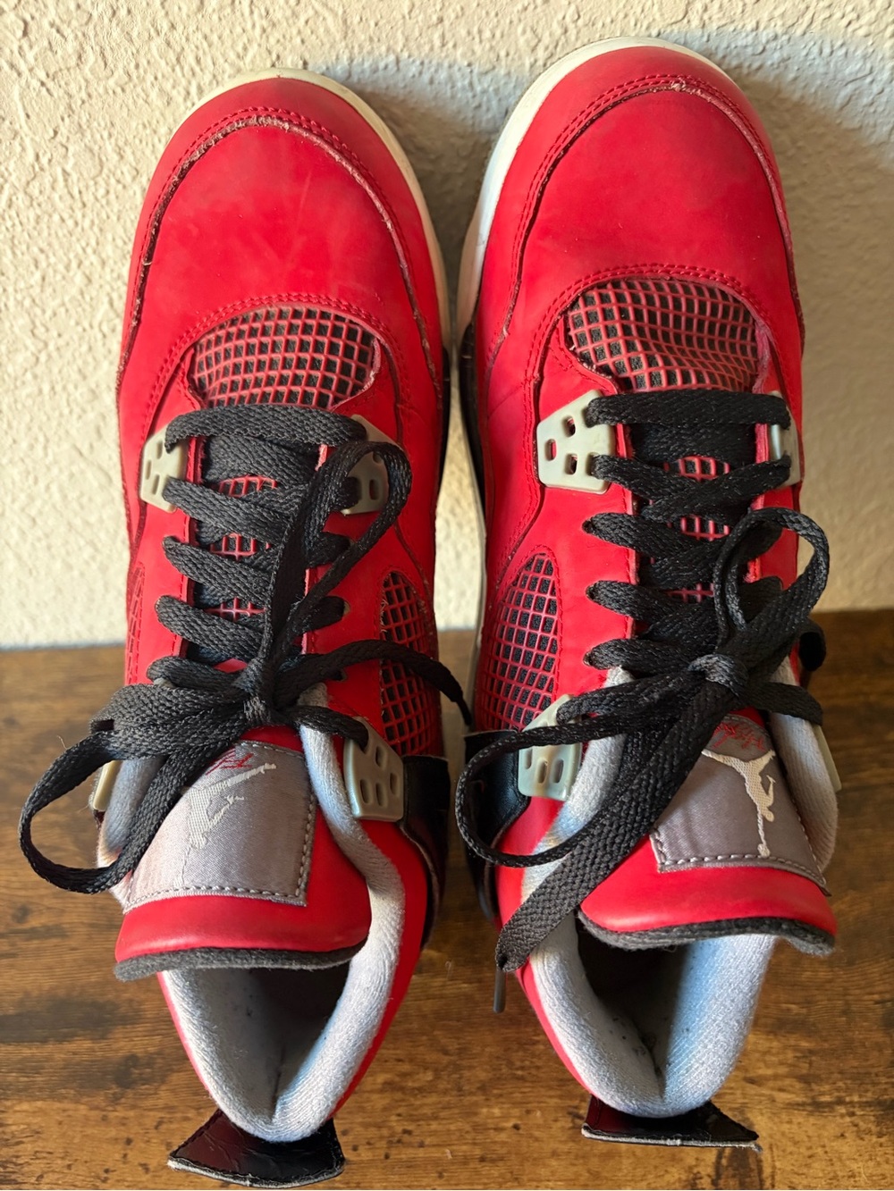 Nike Big Kids 7Y / Men’s 7 / Women’s 8.5 Air Jordan 4 Retro Toro Bravo 2013